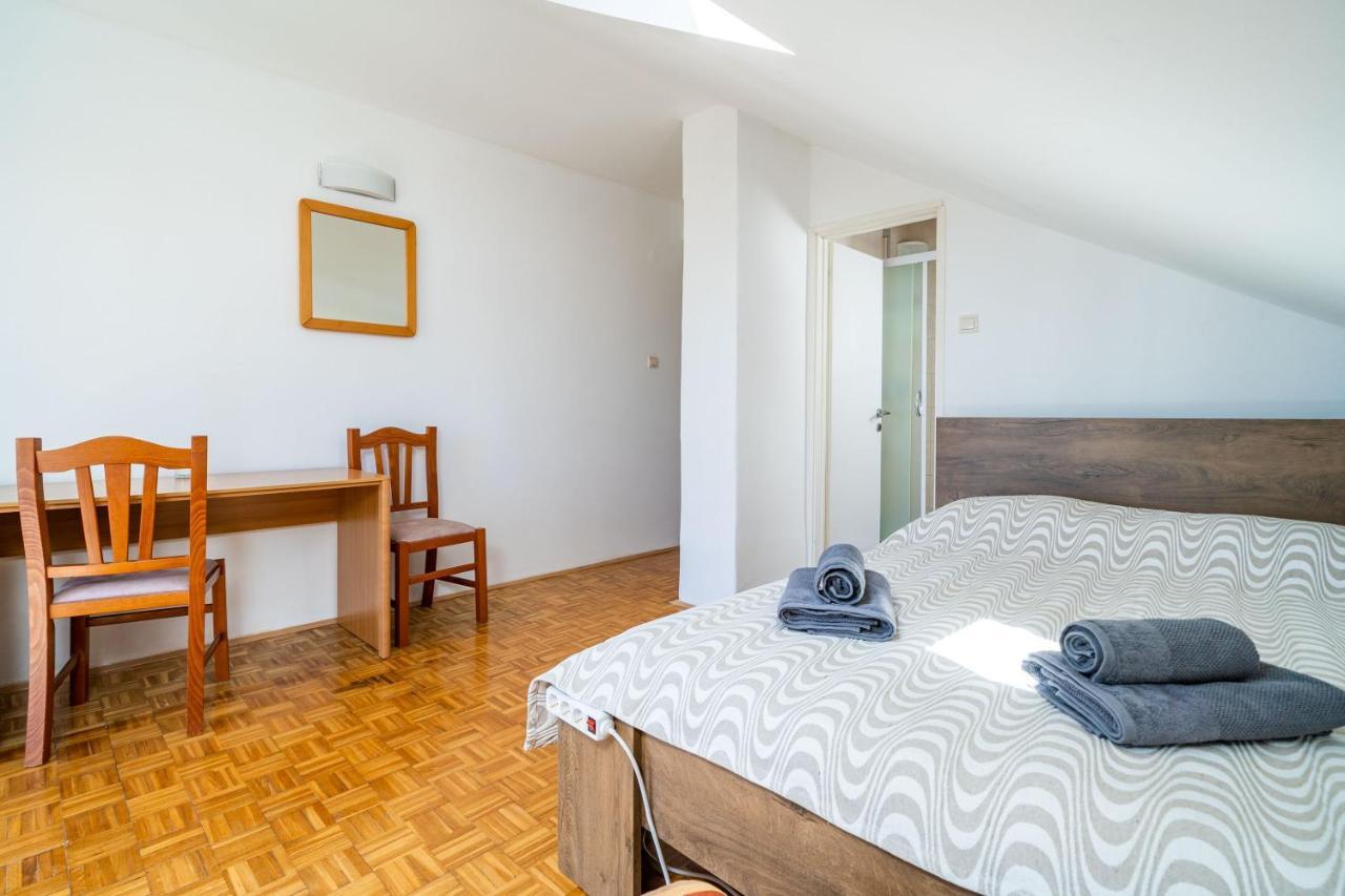 Rooms Nina Дубровник Екстериор снимка