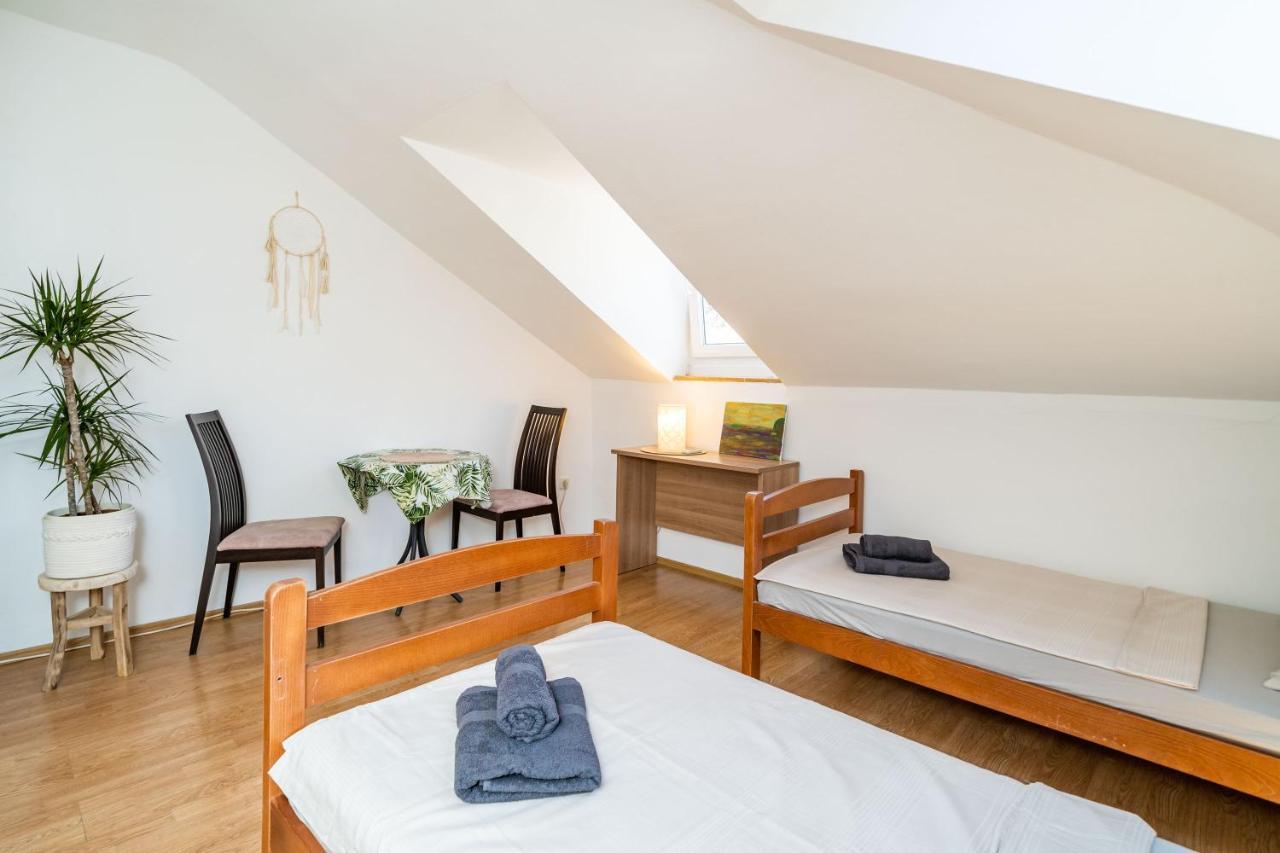 Rooms Nina Дубровник Екстериор снимка